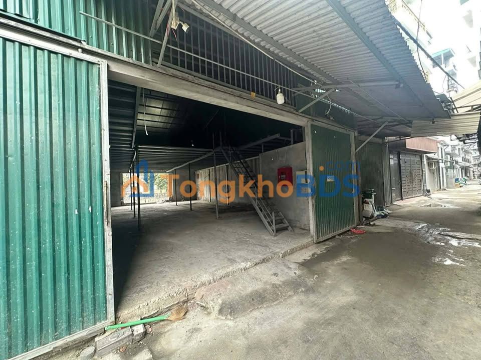 Cho thuê xưởng 260m² Vân Canh, Hoài Đức - Xe tải 5 tấn ra vào
