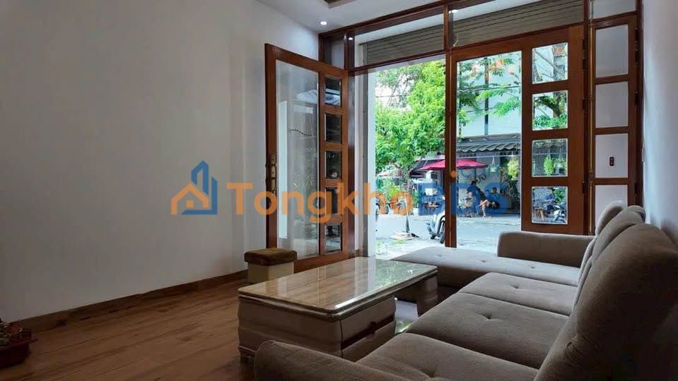 Nhà mặt tiền Cao Xuân Dục 60m² 8.3 tỷ - Ô tô vào tận nhà