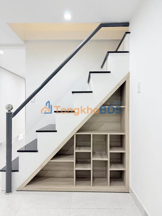 Nhà 105m² Nguyễn Chánh, Đà Nẵng - Sát Biển, Kiệt Ô Tô, Giá Tốt