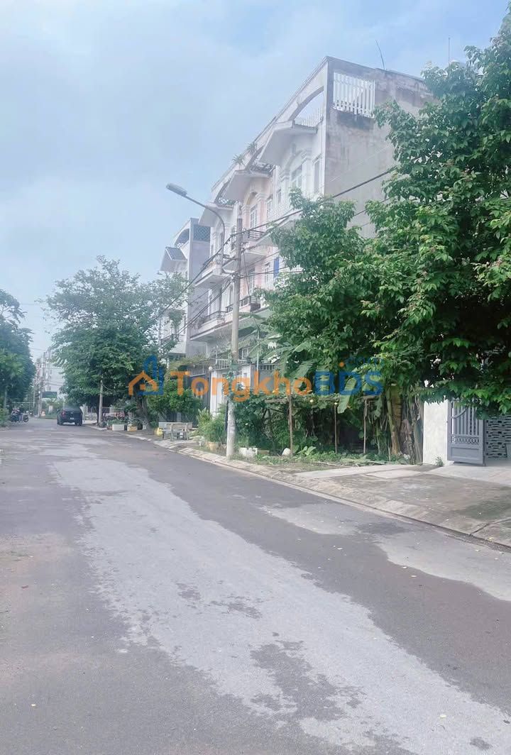 Nhà 90m² Phường 7, Quận 8 - 3 Tầng, Giá 14 Tỷ