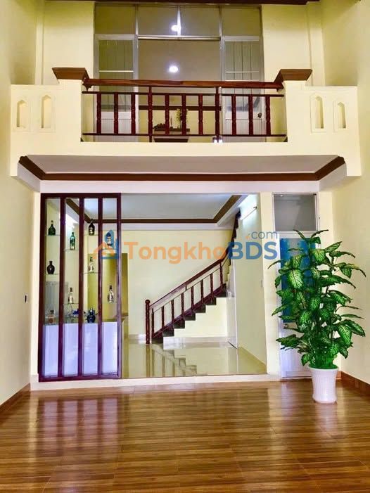 Nhà phố Lê Duẩn Buôn Ma Thuột 170m² 5 tỷ - Mặt tiền kinh doanh