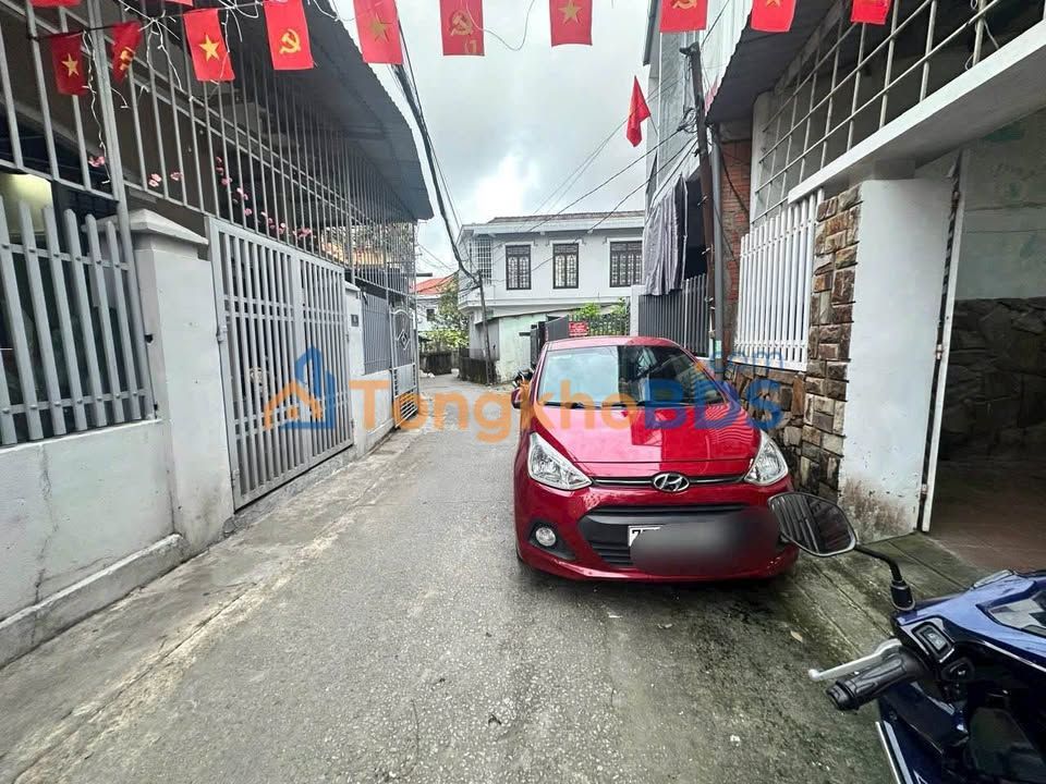 Nhà Gác Lửng 82m² Kiệt Ô Tô Trần Phú, Huế - 2.0 Tỷ