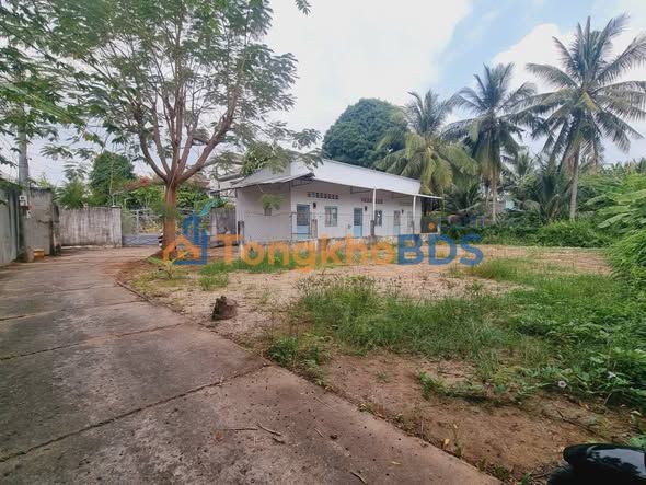 Bán đất thổ cư 200m² Phường 1, Trà Vinh - Giá 1.6 tỷ, Hướng Tây Nam