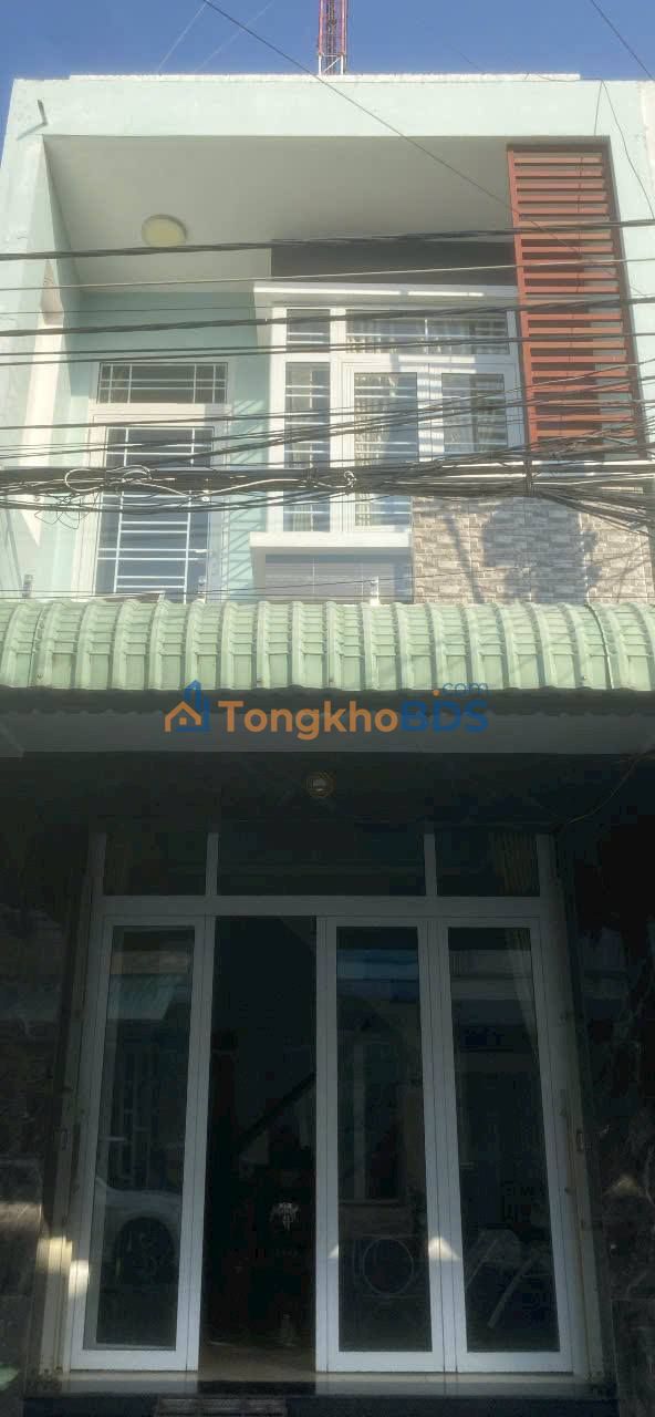 Nhà 2 Tầng 2PN P.Bình Khánh, Long Xuyên - Giá 6 Triệu/Tháng