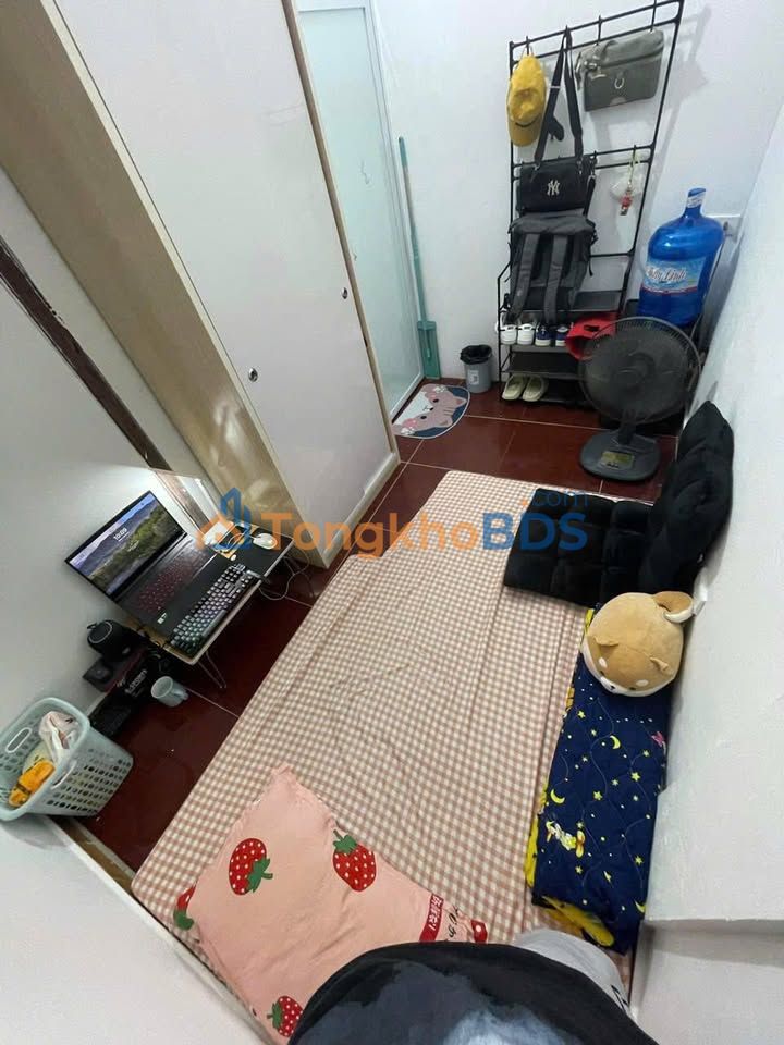 Phòng trọ Kim Mã 1.5 triệu/tháng - Sẵn tủ, palet, chính chủ