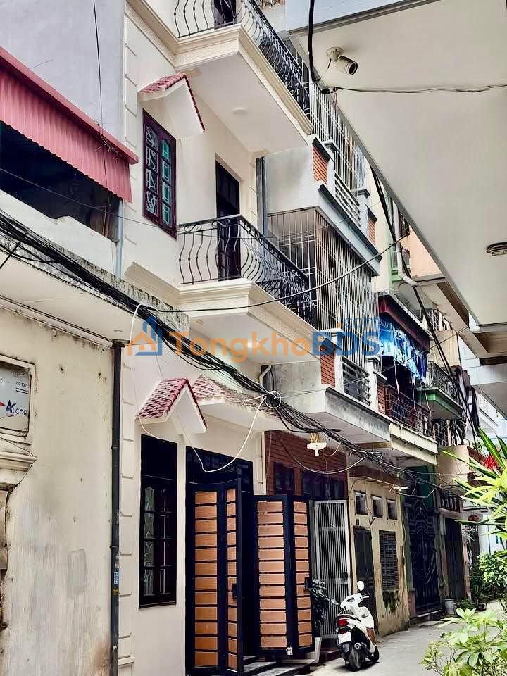 Nhà 40m² 5 Tầng Vạn Phúc, Hà Đông - 8 Tỷ, Sẵn Sàng Về Ở