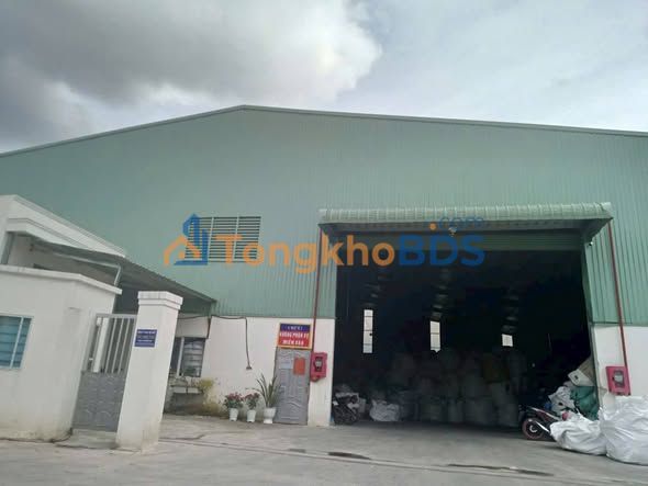Bán Xưởng 2200m² Tân Uyên, Bình Dương - Dòng Tiền 125 Triệu/Tháng