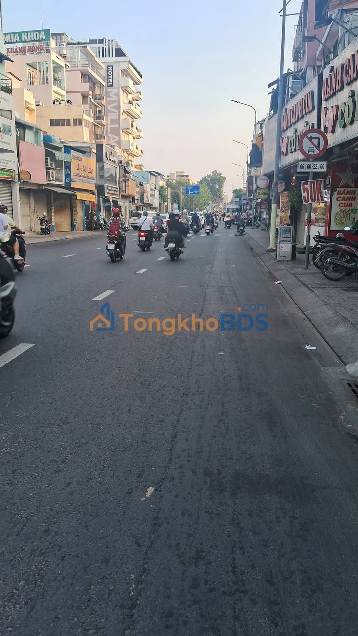 Cho thuê nhà đẹp 7.5m ngang, Nguyễn Kiệm, Phú Nhuận - 24 Triệu