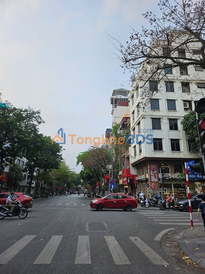 Nhà Mặt phố Hòa Mã 120m² - Vỉa hè rộng, Kinh doanh đỉnh cao