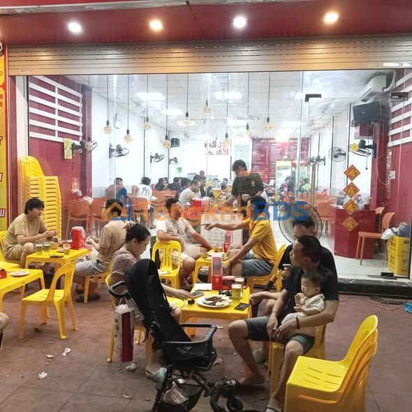 Nhà phố Cầu Bươu, Hà Đông 160m² 280 triệu - Mặt tiền kinh doanh