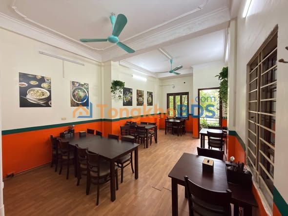 Nhượng Cửa Hàng Kinh Doanh Mặt Tiền Hồ Văn Chương, Đống Đa - 240m² Sẵn Sàng Vận Hành