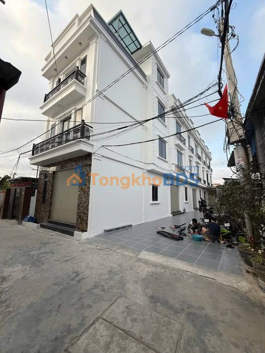 Bán Gấp Nhà Phù Liễn, Kiến An 40m² - Ô Tô Vào Nhà, Giá 2.15 Tỷ
