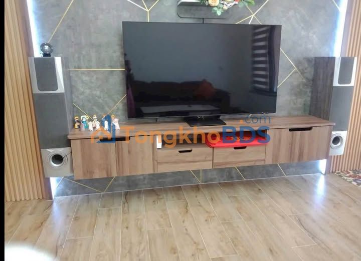 Nhà Mặt Tiền Kinh Doanh 185m² Nguyễn Công Trứ, Đà Lạt - Ngay Ngã 5 Đại Học