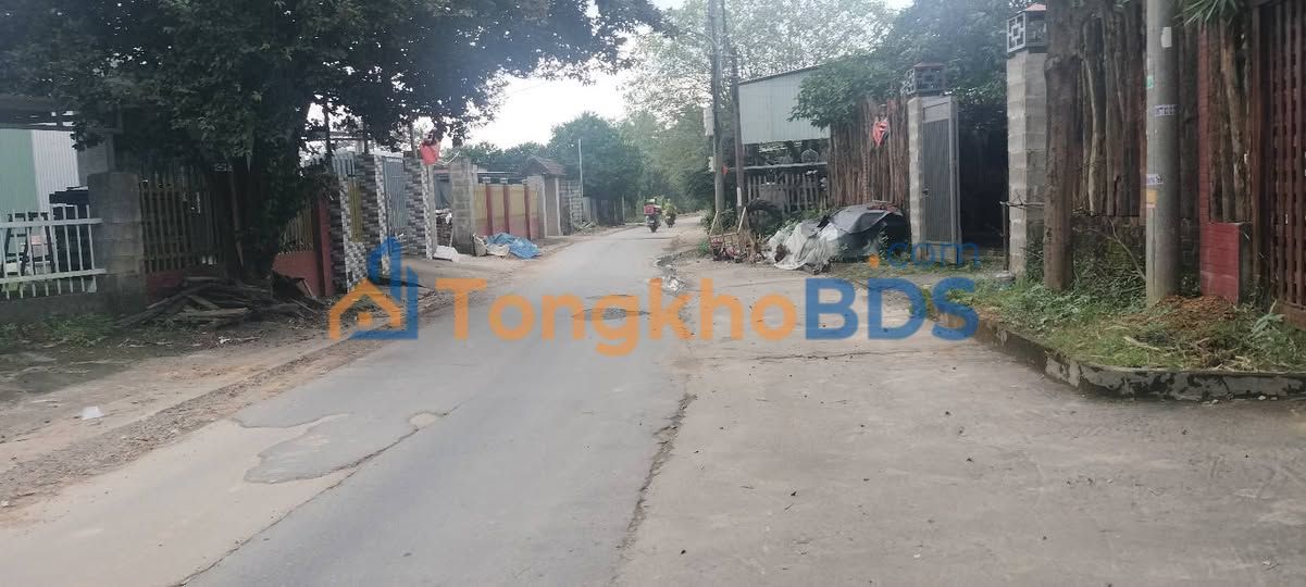 Đất nền Vạn Thành Hòa Ninh 1800m² - Đường to ô tô