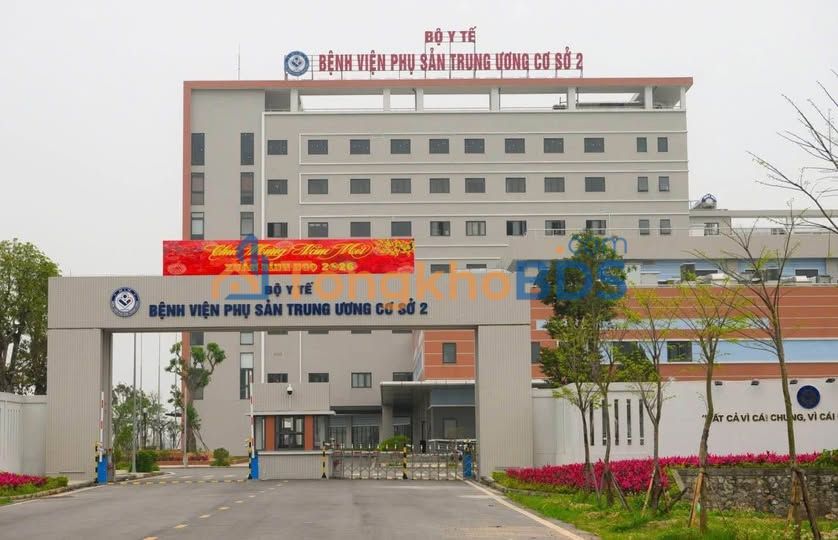 Bán Nhà 3 Tầng Quốc Oai, HN - 96m² Kinh Doanh, Ô Tô Vào Tận Nơi
