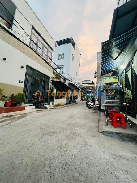 Nhà Trọ 12 Phòng Tăng Nhơn Phú A, Thủ Đức - 80m² Sổ Hồng Riêng