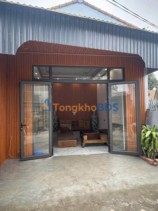 Nhà C4 Hải Hòa Móng Cái 100m² 2.3 tỷ - Ô tô vào tận cửa