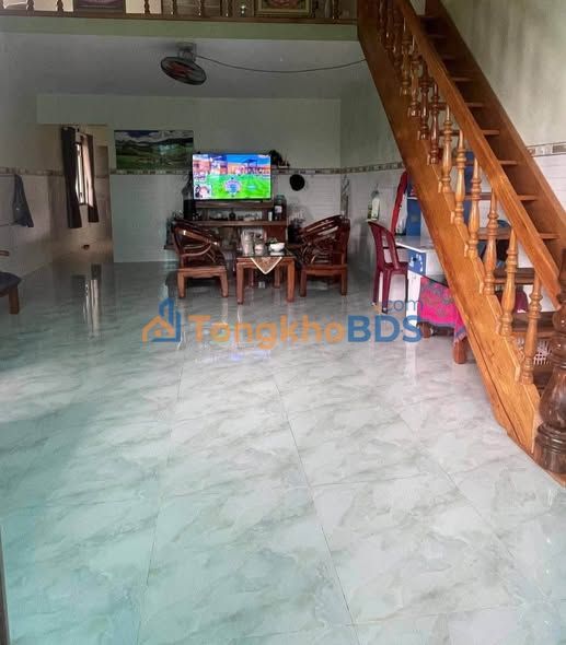 Nha rieng Nghia Tan Gia Nghia 240m2 1,65 ty - O to vao nha