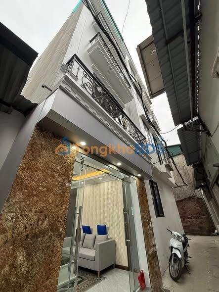 Nhà Vĩnh Hưng - Hoàng Mai 33m² 5 Tầng Full Nội Thất - Sổ Hồng Riêng