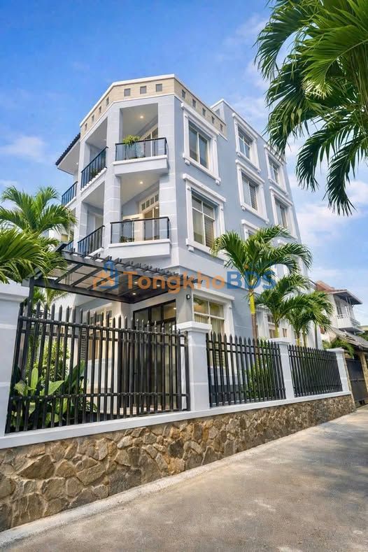 Nhà Mặt Tiền Tân Quy Q7 - 70m², 4PN, Dòng Tiền 18 Triệu/Tháng