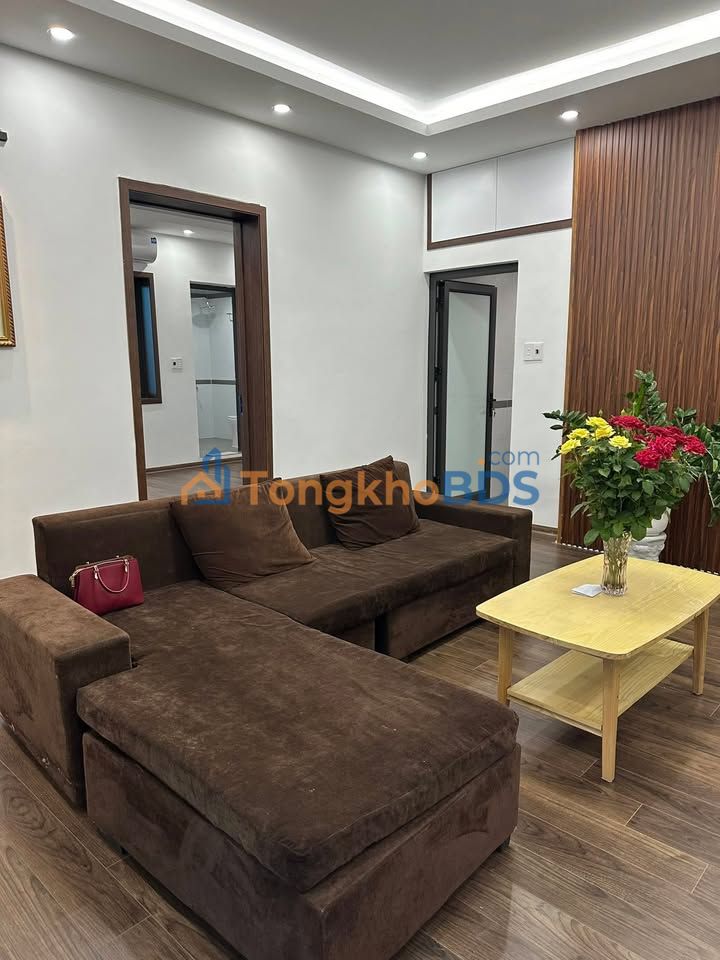 Nhà Lô Góc Lĩnh Nam 140m² - 3PN, Sổ Đỏ Chính Chủ, Giá 5 Tỷ