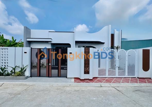 Nhà 84m² Nguyễn Huy Tưởng, Châu Đốc - Hướng Đông Nam, 2.049 Tỷ
