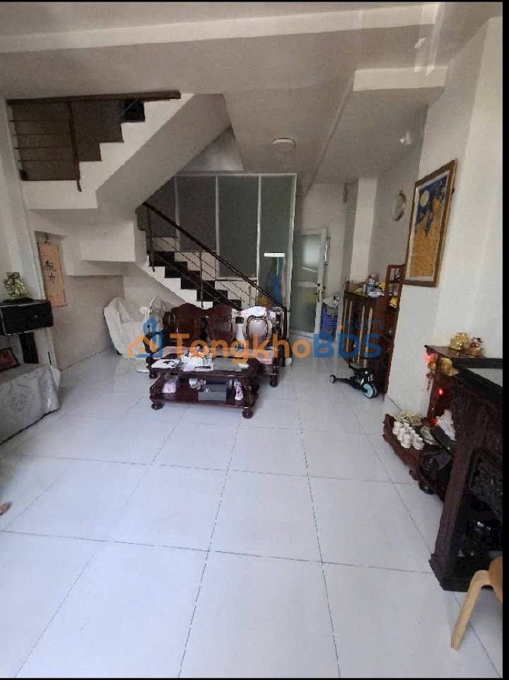Nhà Phường 12 Tân Bình 60m² - 4 Tầng, Ngang 4.8m - Giá 9 Tỷ