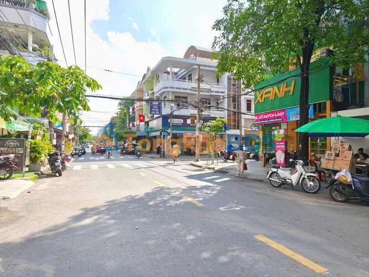 Nhà phố Quận 11 Xóm Đất 39m² 15 tỷ - Chính chủ bán