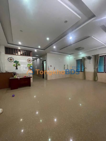 Cho thuê nhà 180m² Nghi Phú, Vinh - 7 phòng, phù hợp kinh doanh/văn phòng