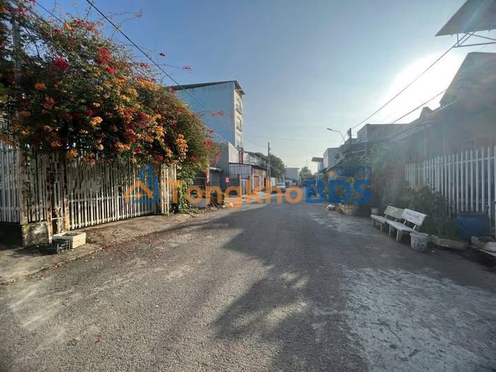 Đất nền Long Xuyên 111m² giá 2 tỷ - Giá tốt hiếm có