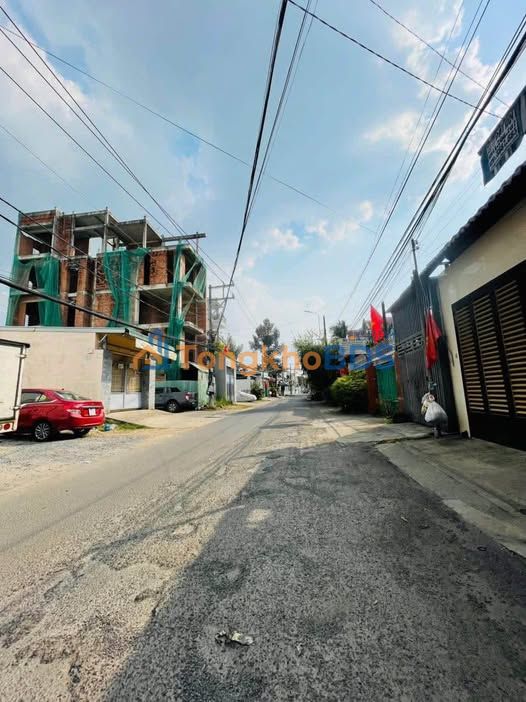 Nhà 140m² Phường Tân Phong, Biên Hòa - Hẻm Xe Hơi, Sổ Hồng Thổ Cư 3.7 Tỷ