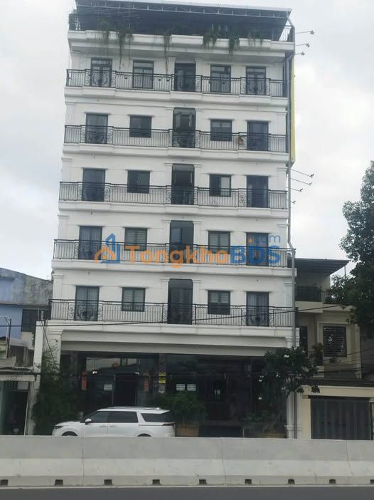 Bán Tòa Căn Hộ LVCC Mặt Tiền Nguyễn Tất Thành, Nha Trang - 302.9m²