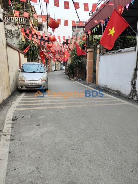 Đất nền Phố Phượng Trì Đan Phượng 42m² 3.78 tỷ - Sổ đỏ chính chủ