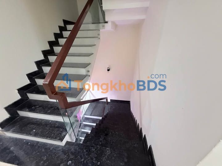 Nhà Mặt Tiền Đặng Đại Độ - Biên Hòa 186m² - 9.5 Tỷ - View Sông, Sổ Hồng