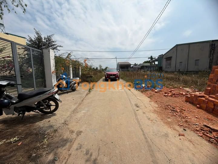 Đất Thổ Cư Cưebur 105m² - Giá Tốt Nhất Thôn 8, Sổ Đỏ Riêng