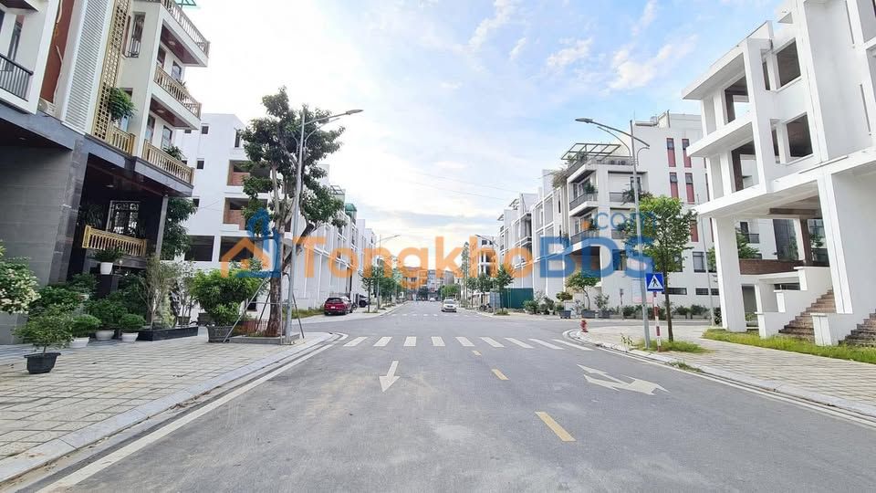 Nhà 5 tầng Khu Đồi Văn Hóa Việt Trì 100m² 7 tỷ - Chính chủ bán