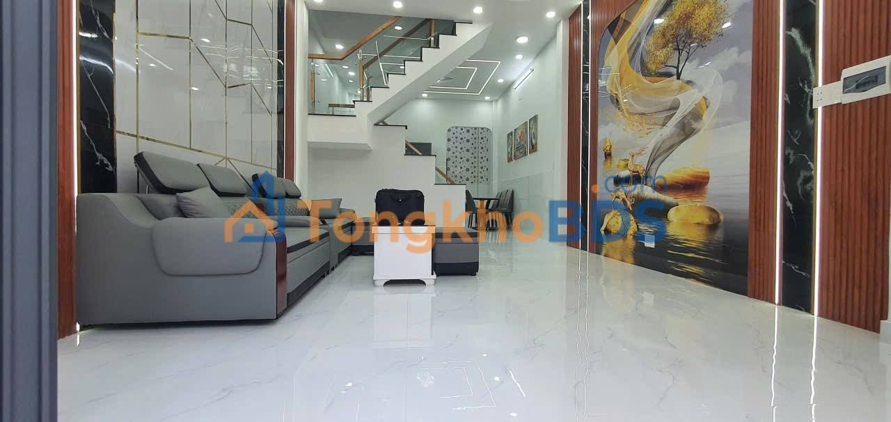 Nhà 4.5x13m P.3, Q.12 – 3PN, SHR, Ô Tô Đậu Cửa – Gần Chợ Trần Thị Cờ