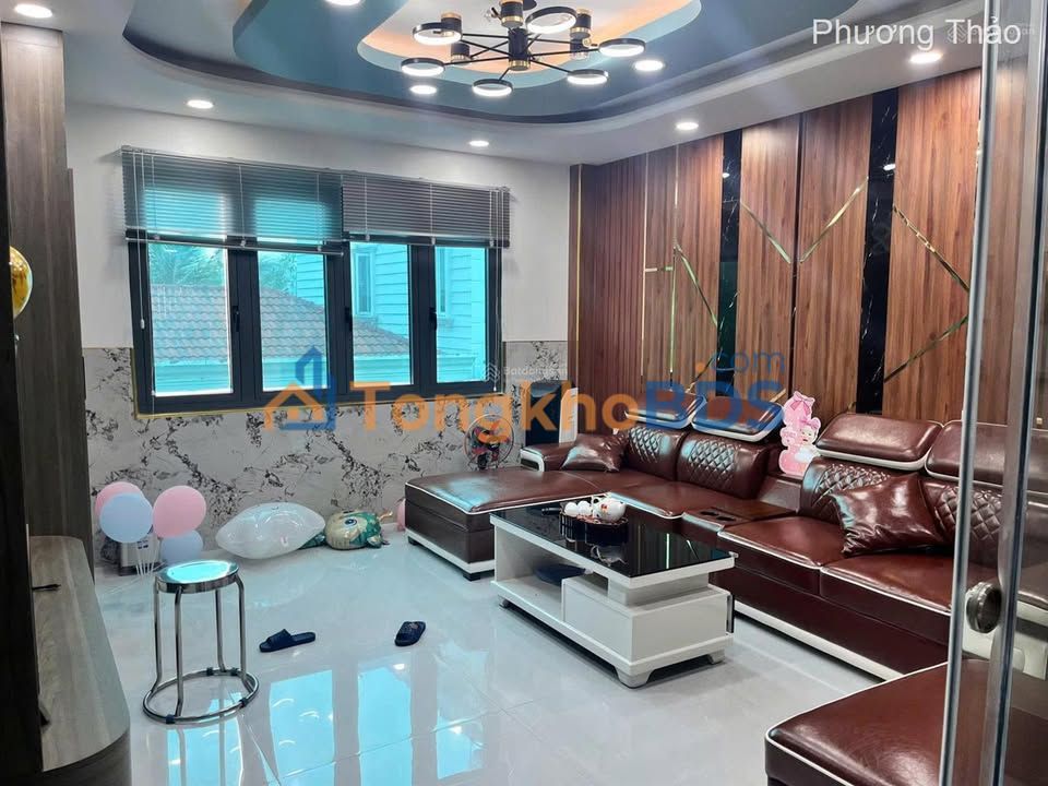 Cho thuê nhà 5 tầng mặt tiền Thạnh Lộc, Quận 12 - 14 Triệu/Tháng