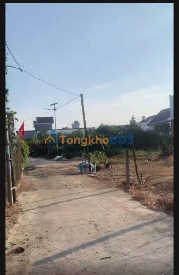 Đất Vườn Cam Lâm 147m² - 3 Mặt Tiền, Giá 1.5 Tỷ, Gần Chợ Tân Xương