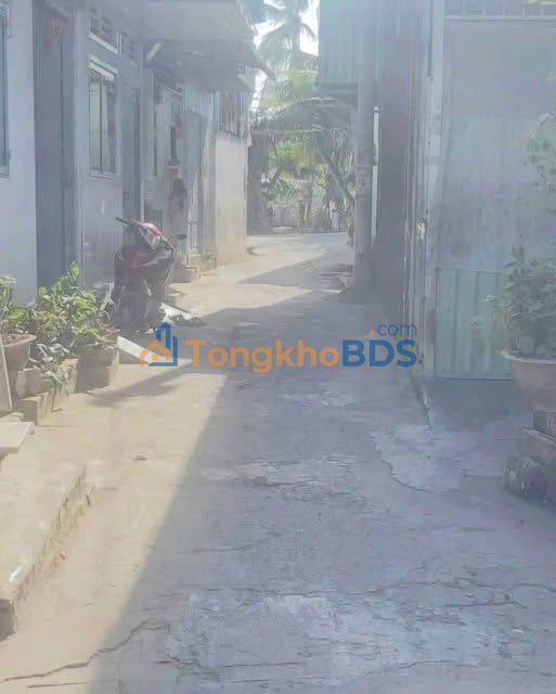 Bán Đất Hẻm Đông Hồ, Long Xuyên 46m² - Hướng Đông Nam, Giá Tốt