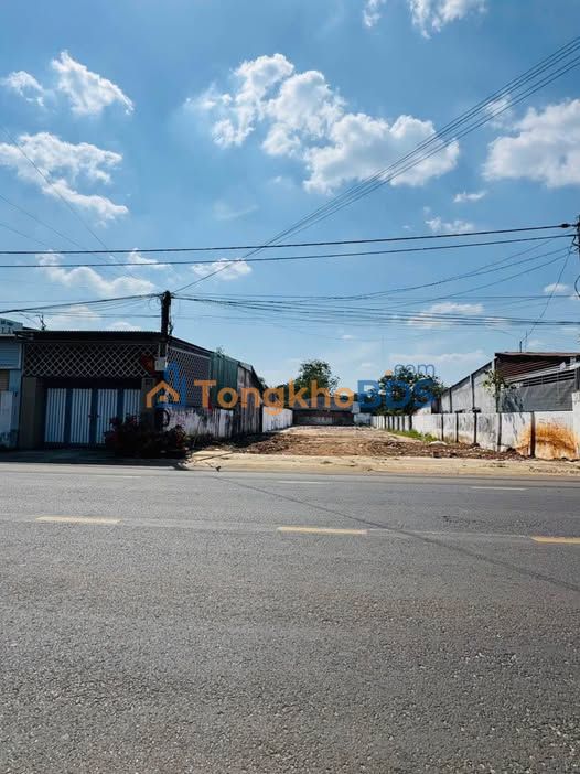 Mặt Tiền Y Wang Buôn Ma Thuột - 247m² Thổ Cư, Nở Hậu 9.5m - Giá 4.5 Tỷ