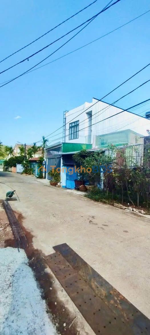 Đất Hẻm 233 Ywang, Buôn Ma Thuột 90m² - Giá 2.15 Tỷ, Sẵn Sổ Hồng