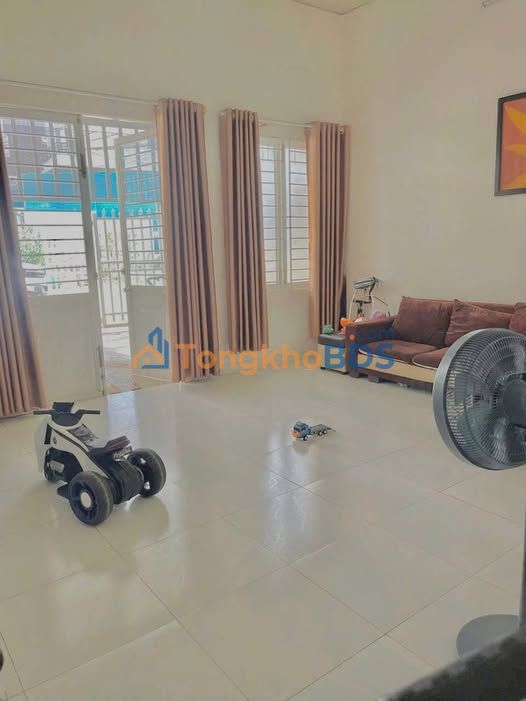 Nhà Trung Tâm Tân Lập, BMT - 95m² Giá 3.3 Tỷ