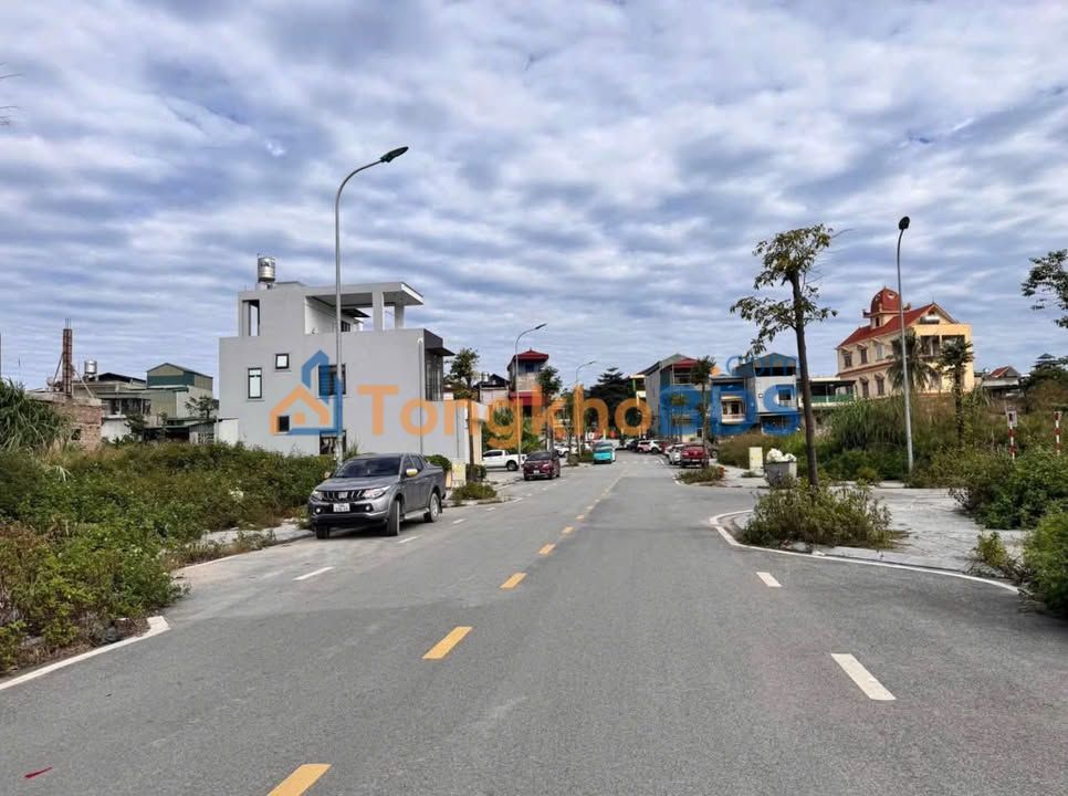 Đất nền Uông Bí 105m² MT 7m - Sổ đỏ vuông vắn, gần chợ