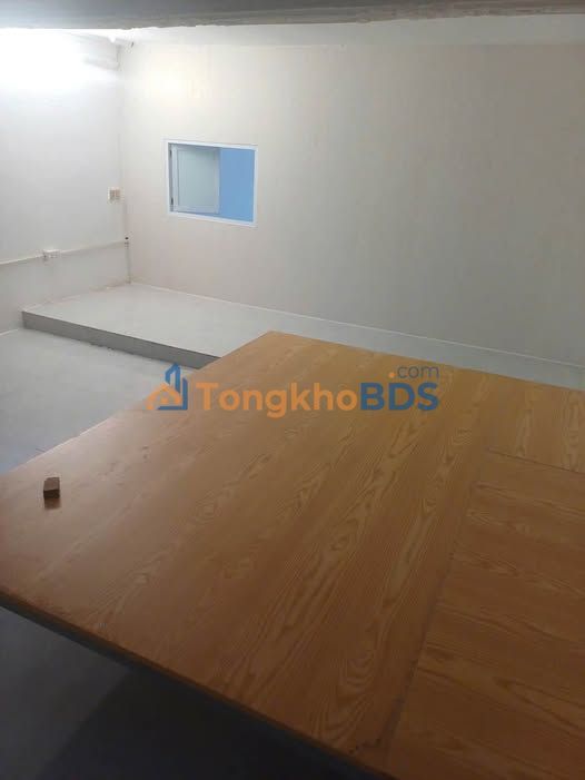 Cho thuê nhà nguyên căn 4PN, P.Quán Thánh, Ba Đình - Giá 9 Triệu