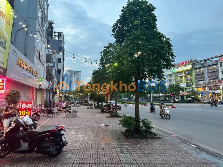 Nhà Mặt Phố Hồng Tiến 152m² - Kinh Doanh Đỉnh Cao - 65 Tỷ