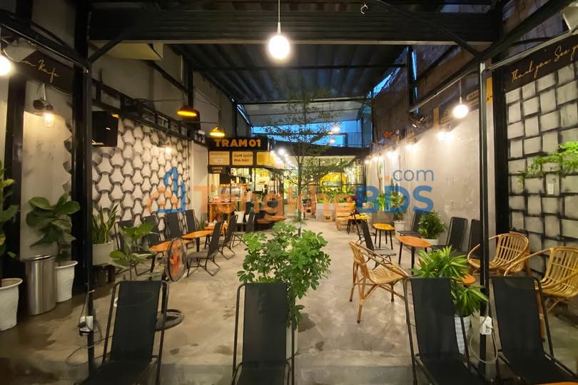 Nhà Mặt Tiền Công Viên Kinh Doanh - Ngang 5.6m - 4.2 Tỷ TP.HCM