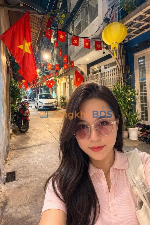 Nhà 5 tầng Vườn Chuối, Quận 3 - 7 tỷ, Ô tô tới nhà, Sổ đẹp