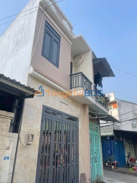 Nhà 2 Tầng Hóc Môn 32m² - Gần Chợ Chữ S, Giá 1.55 Tỷ