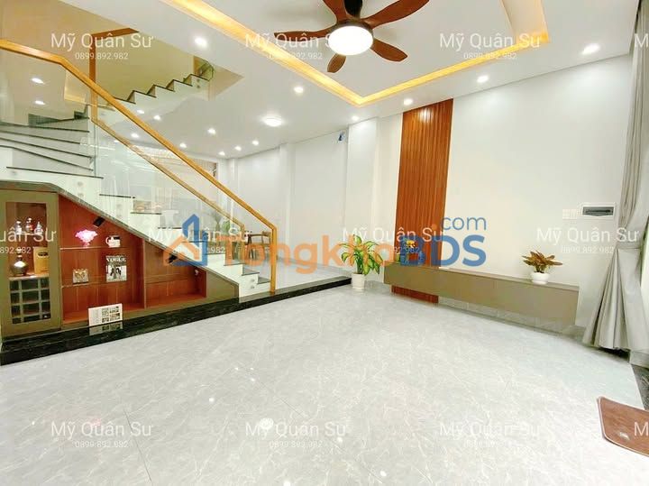 Nhà 3 Tầng Nguyễn Văn Quá, Q.12 - Ngang 5m Bề Thế, 60m², Sổ Hồng Riêng